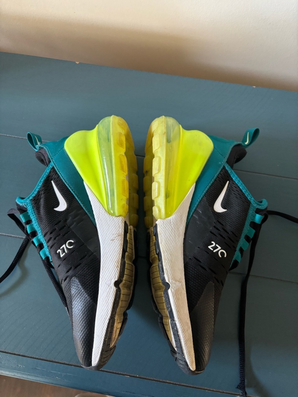 Nike Black Teal Lime Green Air-cushioned Sneakers